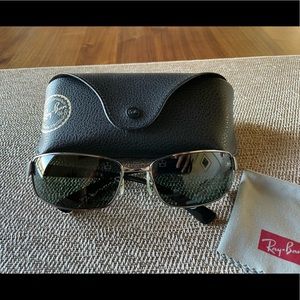 Ray Ban Sunglasses style 3364, chrome frames, polarized lens